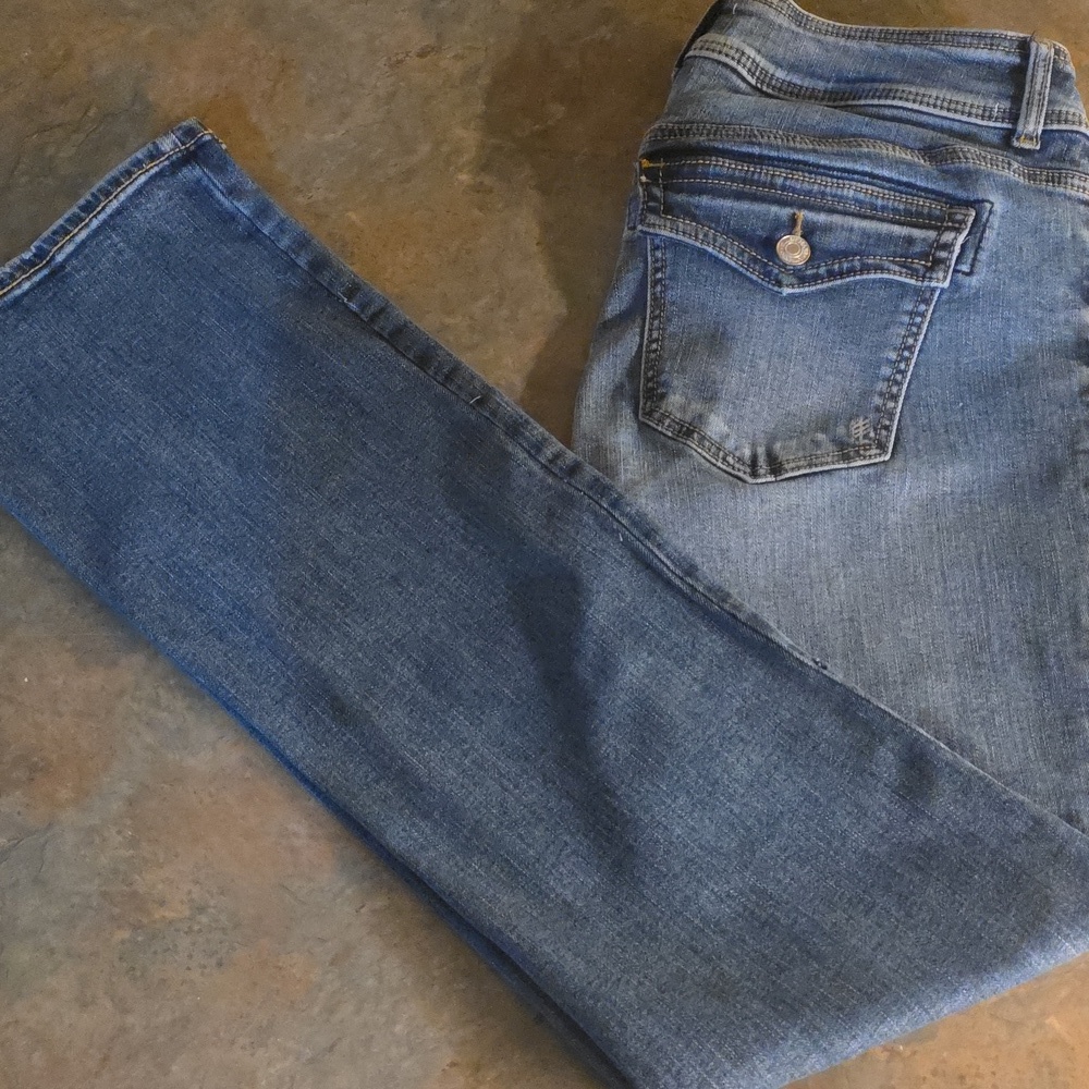 Silver Jean Co. Blue Denim Jeans With Classic Design Size 31X33